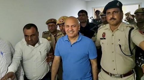 மணிஷ் சிசோடியா மீது சிபிஐ புதிய வழக்கு - முதல்வர் அர்விந்த் கேஜ்ரிவால் கண்டனம்