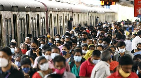 ரயில்களில் டிக்கெட் இல்லாமல் பயணம்: 5 ஆண்டுகளில் ரூ.351 கோடி அபராதம் வசூல்