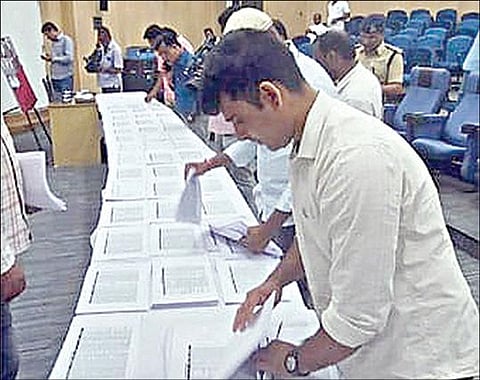 16.8 கோடி பேரின் தகவல்களை திருடி விற்க முயற்சி: ஹைதராபாத்தில் 6 பேர் கொண்ட கும்பல் கைது