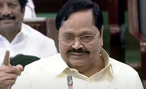 முந்தைய அரசின் திட்டங்களை திமுக அரசு கிடப்பில் போடவில்லை: ஆர்.பி.உதயகுமாருக்கு அமைச்சர் துரைமுருகன் பதில்