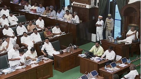 பேரவையில் புதிய அறிவிப்புகளை வெளியிட்ட அமைச்சர் ஐ பெரியசாமி