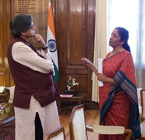 ஏழை சிறுமியின் உயிரை காப்பாற்ற ரூ.7 லட்சம் ஜிஎஸ்டி ரத்து - அமைச்சர் நிர்மலா சீதாராமனுக்கு சசி தரூர் புகழாரம்