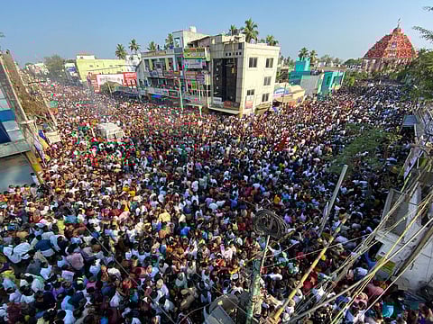 உலகப் புகழ்பெற்ற திருவாரூர் ஆழித் தேரோட்டம் - பக்தர்கள் பரவசம்