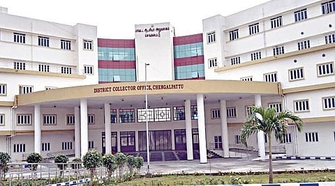 திறப்பு விழாவுக்கு காத்திருக்கும் செங்கை மாவட்ட ஆட்சியர் அலுவலகம்.