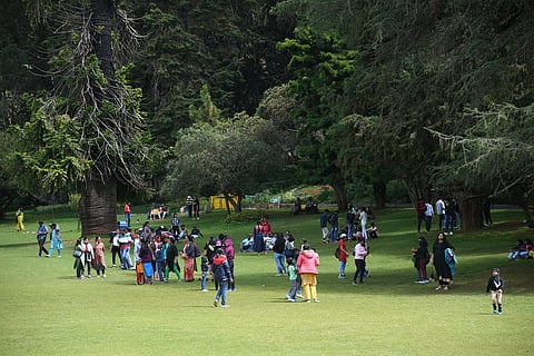 நீலகிரி வரும் சுற்றுலா பயணிகளுக்கு ஆட்டோ ஓட்டுநர்கள் ஒத்துழைக்க காவல் துறை அறிவுறுத்தல்