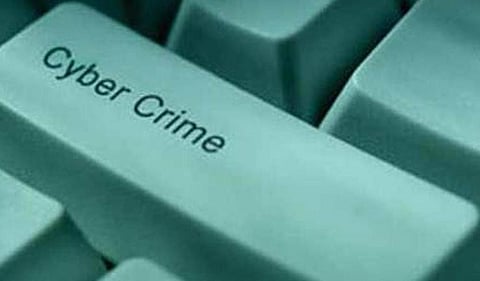 ஆன்லைனில் தங்கும் விடுதி அறை முன்பதிவு செய்யும் சுற்றுலா பயணிகளிடம் தொடரும் பணமோசடி: உதகை சைபர் கிரைம் போலீஸார் எச்சரிக்கை