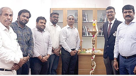 வெற்றி ஐஏஎஸ் கல்வி மையம் சார்பில் நீட் தேர்வு பயிற்சிக்காக ‘வெற்றி நீட் கேட்வே’ என்ற பயிற்சிப் பிரிவு தொடங்கப்பட்டுள்ளது.