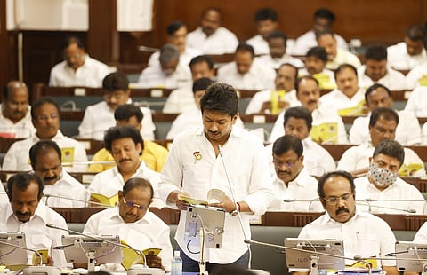 தொகுதிக்கு ஒரு விளையாட்டு அரங்கம்: சட்டப்பேரவையில் அமைச்சர் உதயநிதி ஸ்டாலின் அறிவிப்பு