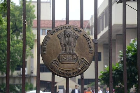 சொத்து ஆவணங்களுடன் ஆதாரை இணைக்கக் கோரி வழக்கு - மத்திய அரசுக்கு டெல்லி உயர் நீதிமன்றம் நோட்டீஸ்