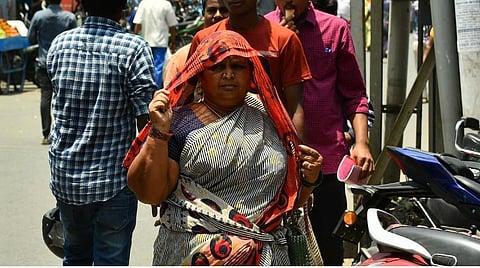 தமிழகத்தில் 12 நகரங்களில் வெயில் சதம்