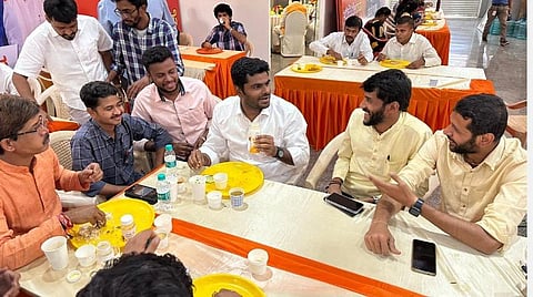 ஹெலிகாப்டரில் பணம் எடுத்து சென்றாரா? - அண்ணாமலையிடம் அதிகாரிகள் சோதனை