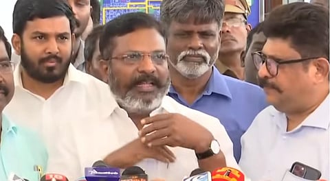 சட்டசபை வளாகத்தில் செய்தியாளர்களிடம் பேசிய திருமாவளவன்