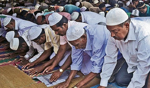 வளைகுடா நாடுகளைப் பின்பற்றி ஒருநாள் முன்னதாகவே குமரியில் ரம்ஜான் தொழுகை நடத்திய முஸ்லிம்கள்