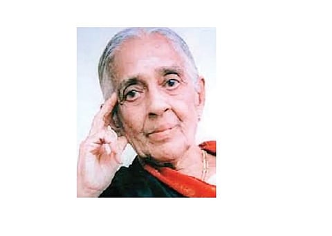 அநுத்தமா: அணையா தீபம்