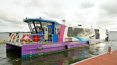 கொச்சி நீர்வழி மெட்ரோ சேவையில் பயன்படுத்தப்பட உள்ள படகு.