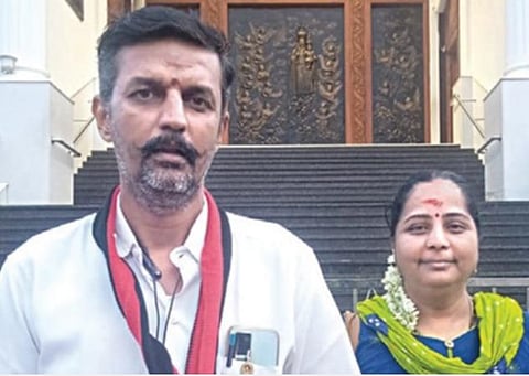 மகாதேவ பிரசாத், ஜெயஸ்ரீ.