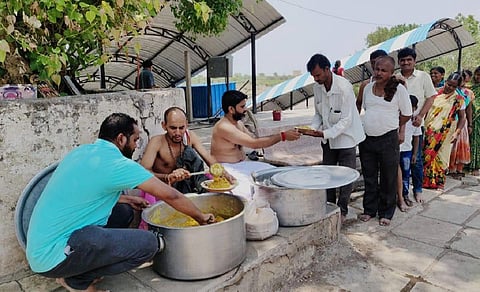 மங்கலதேவி கண்ணகி கோயிலில் நாளை திருவிழா - 25,000 பேருக்கு அன்னதானம் வழங்க ஏற்பாடு