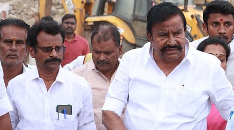 தமிழகத்தில் அனுமதியில்லாத விளம்பர பலகைகளை அகற்றவே புதிய சட்டதிருத்தம் - அமைச்சர் கே.என்.நேரு விளக்கம்