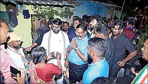 பெங்களூருவில் பிரச்சாரத்தில் ஈடுபட்ட விசிக தலைவர் தொல்.திருமாவளவன்