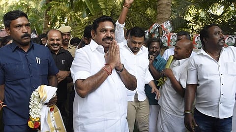 இபிஎஸ்ஸுக்கு அங்கீகாரம்: தேர்தல் ஆணையத்துக்கு டெல்லி நீதிமன்றம் நோட்டீஸ்