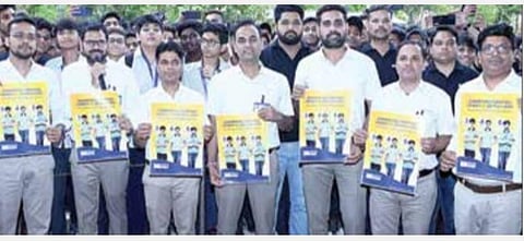 ஜேஇஇ மெயின் தேர்வில் ‘ஆலன்’ மாணவர்கள் 22 ஆயிரம் பேர் தேர்ச்சி - முதல் 5 இடங்களில் 3 இடங்களை பிடித்து சாதனை