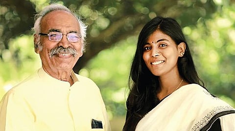 பொன்னீலனுடன் பிரியதர்ஷினி | படம்: ஜவகர் ஜி |