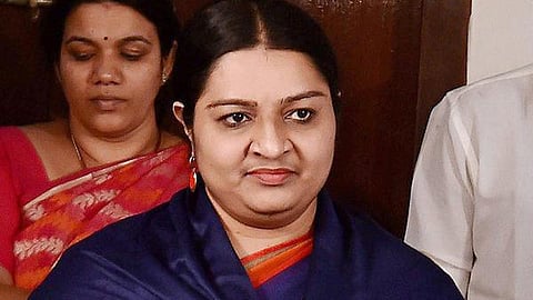 ஜெயலலிதாவின் பொருட்களை ஏலம்விட எதிர்ப்பு - தன்னிடம் ஒப்படைக்க கோரி ஜெ.தீபா தரப்பு வாதம்
