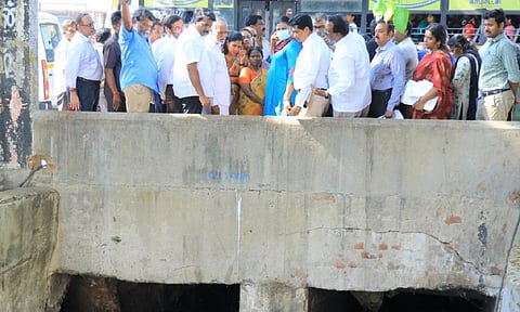 அமைச்சர் சேகர் பாபு