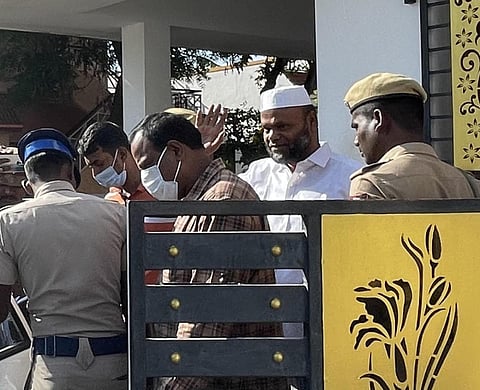 மதுரை, தேனி, பழநியில் என்ஐஏ சோதனை எதிரொலி: பாப்புலர் ஃப்ரன்ட் ஆஃப் இந்தியா நிர்வாகிகள் 2 பேர் கைது