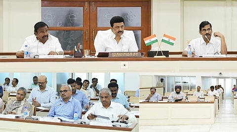 சாலை, பாலப் பணிகளைமுன்கூட்டியே முடிக்க வேண்டும் - அதிகாரிகளுக்கு முதல்வர் ஸ்டாலின் அறிவுறுத்தல்