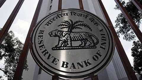 மருத்துவ மாணவி PAYTM கணக்கில் இருந்து ரூ.3 லட்சம் திருட்டு: ரிசர்வ் வங்கிக்கு ஐகோர்ட் உத்தரவு