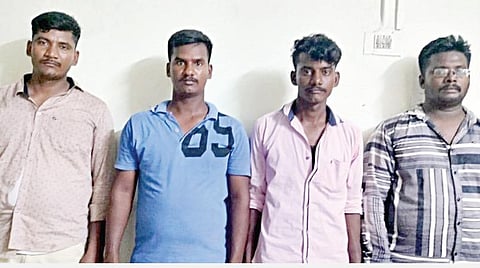 கைது செய்யப்பட்ட ராணுவ வீரர்கள் உள்ளிட்டோர்.