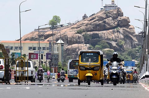 தமிழகத்தில் 18 நகரங்களில் வெயில் சதம் - சென்னை மீனம்பாக்கத்தில் 108 டிகிரி