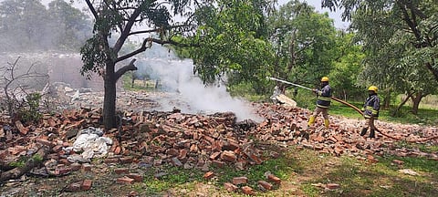 சிவகாசி பட்டாசு ஆலை வெடி விபத்தில் 3 பேர் உயிரிழப்பு - ஆலை உரிமையாளர் உட்பட 3 பேர் மீது வழக்கு