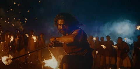 அசத்தும் பீரியட் டிராமா களம் - டோவினோ தாமஸின் ‘அஜயந்தே ரண்டாம் மோஷனம்’ டீசர் எப்படி?