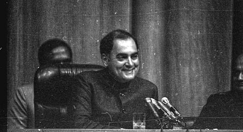 இந்தியாவின் ஒளிவிளக்கு ராஜீவ் காந்தி