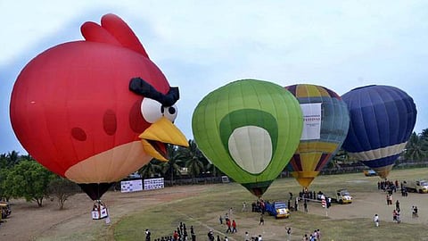நீலகிரி மாவட்டத்தில் முதன் முறையாக உதகையில் ஹாட் ஏர் பலூன் திருவிழா