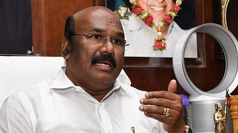 அதிமுகவின் கொடி, பெயரை ஓபிஎஸ் தரப்பினர் பயன்படுத்தக்கூடாது - டிஜிபி அலுவலகத்தில் டி.ஜெயக்குமார் மனு