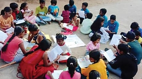 சாத்தியமான வீதி வகுப்பறை!