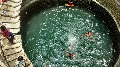 உயிர் காக்கும் நீச்சல் கலை: ஒரே நாளில் கற்றுக்கொள்வது எப்படி?