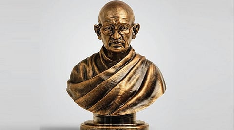 டிங்குவிடம் கேளுங்கள்: யாருக்கு அதிகமான சிலைகள்?