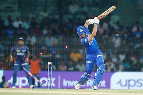 முன்னணி வீரர்களை கட்டுப்படுத்திய லக்னோவின் வேகப்பந்து வீச்சு - மும்பை 182 ரன்கள் சேர்ப்பு