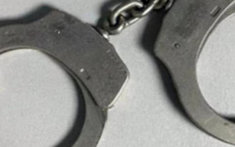 தொடர்ந்து மது விற்பனை செய்த திருப்பத்தூர் இளைஞர் குண்டர் சட்டத்தில் கைது