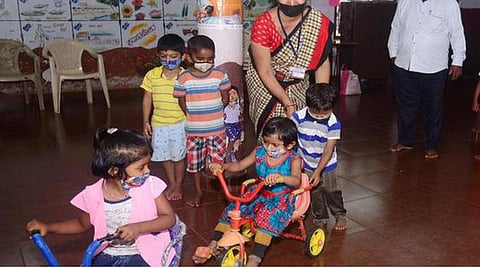 அங்கன்வாடி மையங்களில் ‘ஊட்டச்சத்தை உறுதி செய்’ திட்டத்தின்கீழ் 6 வயதுக்குட்பட்ட 93 ஆயிரம் குழந்தைகளுக்கு சிறப்பு உணவு