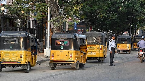 சென்னை | ஆட்டோ ஓட்டுநர்கள் காத்திருப்பு போராட்டம் தள்ளிவைப்பு