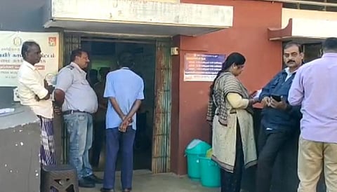 நீலகிரி | மதுக்கடையில் கொள்ளை முயற்சி: கொள்ளையனை துப்பாக்கியால் சுட்டுப் பிடித்த போலீஸார்