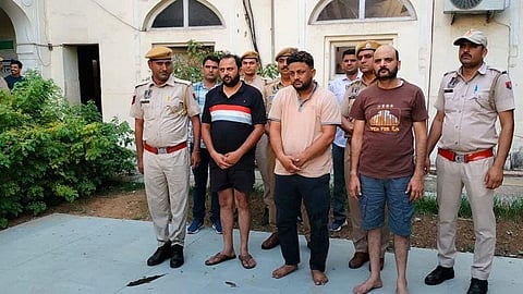 ரூ.1 கோடி பணத்துக்காக கடத்தப்பட்ட வங்கி அதிகாரியின் மகன் நண்பர்களால் கொலை