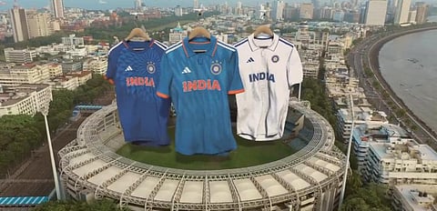 இந்திய கிரிக்கெட் அணிக்கான புதிய ஜெர்ஸி அறிமுகம்