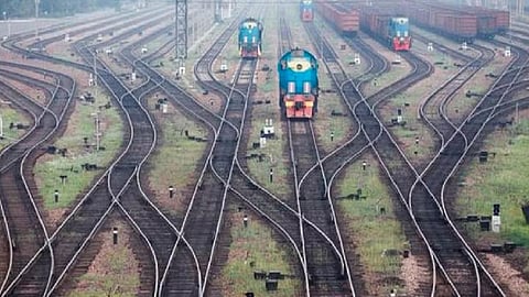 இன்டர்லாக்கிங் என்றால் என்ன: ஒடிசா ரயில் விபத்து ஏற்பட்டது எப்படி?