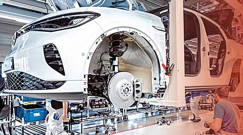 பணம் இன்றி அசையாது உலகு 1: பொருளாதார பெருமந்தம் - முதல் விக்கெட்டா ஜெர்மனி?